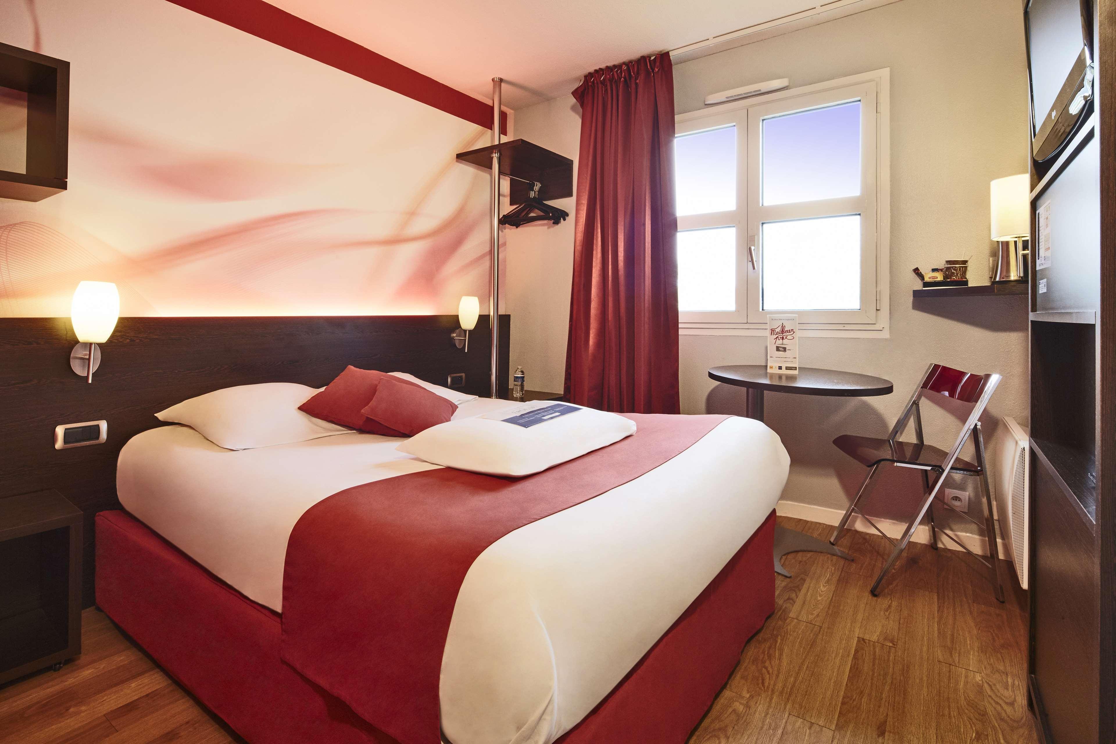 Kyriad Hotel La Fleche Luaran gambar