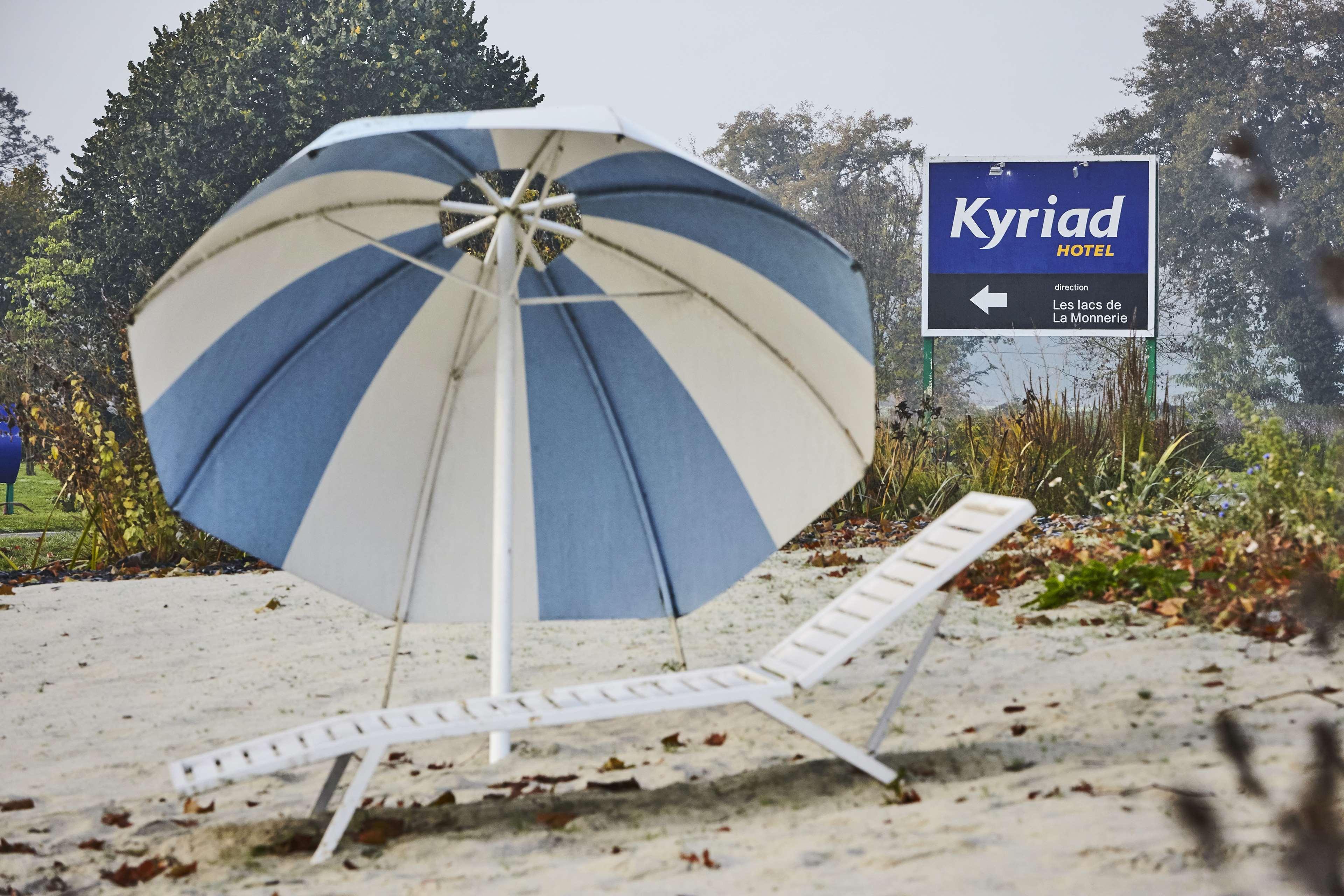 Kyriad Hotel La Fleche Luaran gambar