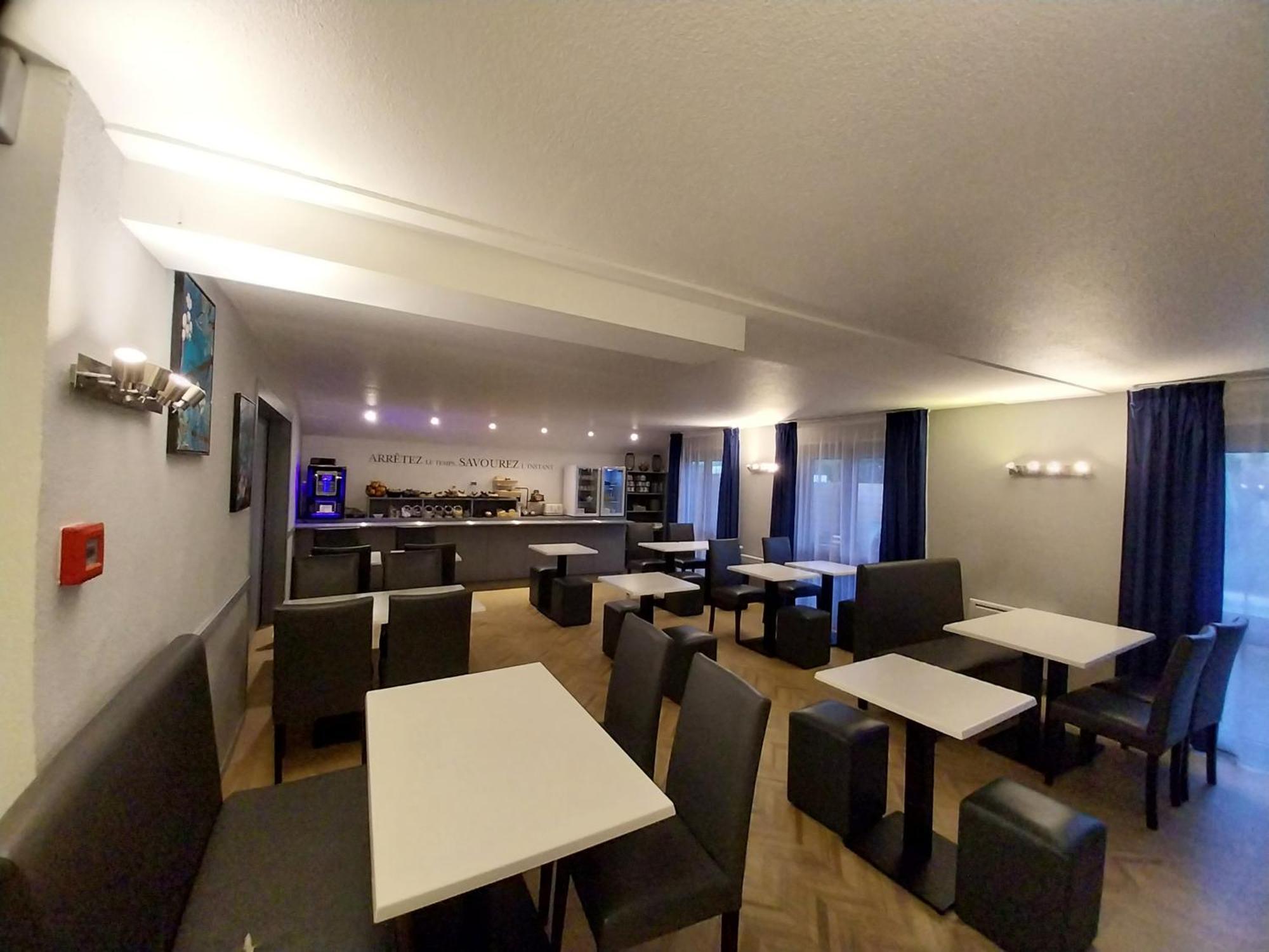 Kyriad Hotel La Fleche Luaran gambar