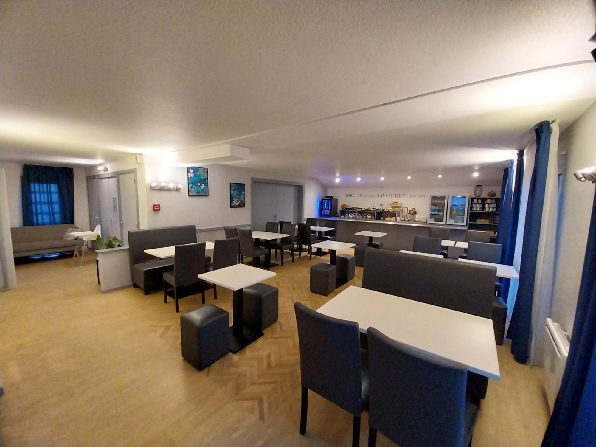 Kyriad Hotel La Fleche Luaran gambar